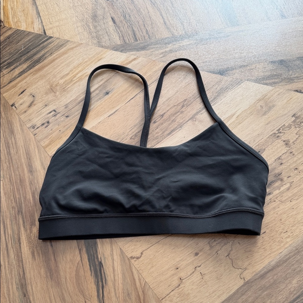 Lululemon - Size 10 - Flow Y Bra